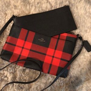 LIKE NEW Coach Mount Plaid Pop-Up Crossbody Bag